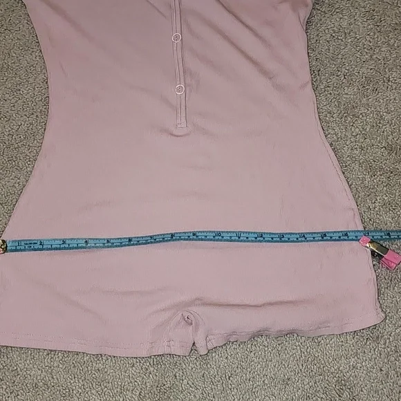 BOGO $2 Women's Pink Long Sleeve Ribbed Romper M loungewear pj's - Picture 12 of 15